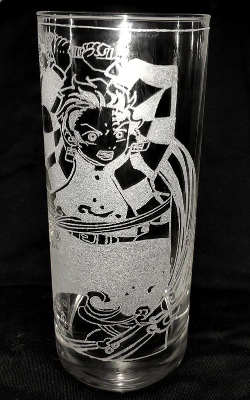 Vaso Guardianes de la noche - Kimetsu no yaiba - Tanjiro Kamado