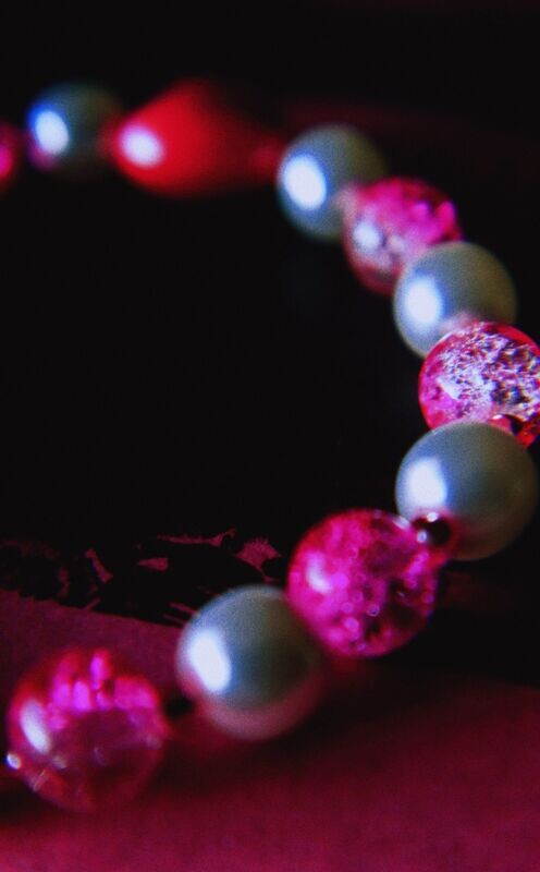Queen of Hearts - Pink & White Bracelet ♡