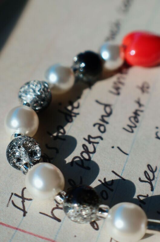 Queen of Hearts - Black & Clear Bracelet ♡