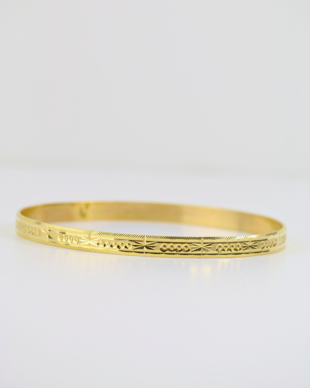 14kt Circles and Stars Bangle
