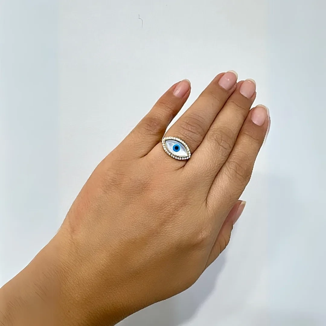 14k Yellow gold fatima eye ring