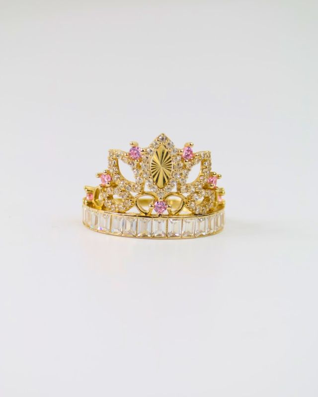 14K Yellow Gold Princess Heart Sweet 15 Crown Ring