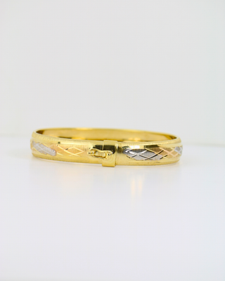 14kt Tri-Tone Engraved Triangle Bangle