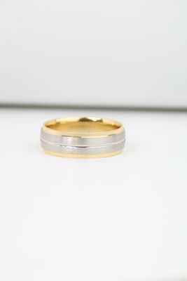 14K Two-Tone Gold Men’s Brushed Wedding Band – Size 10.5