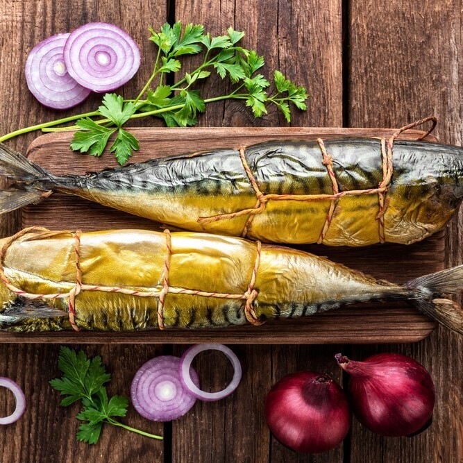 Fish (smoked) Cold smoked mackerel. Frozen and vacuum packed. WILD