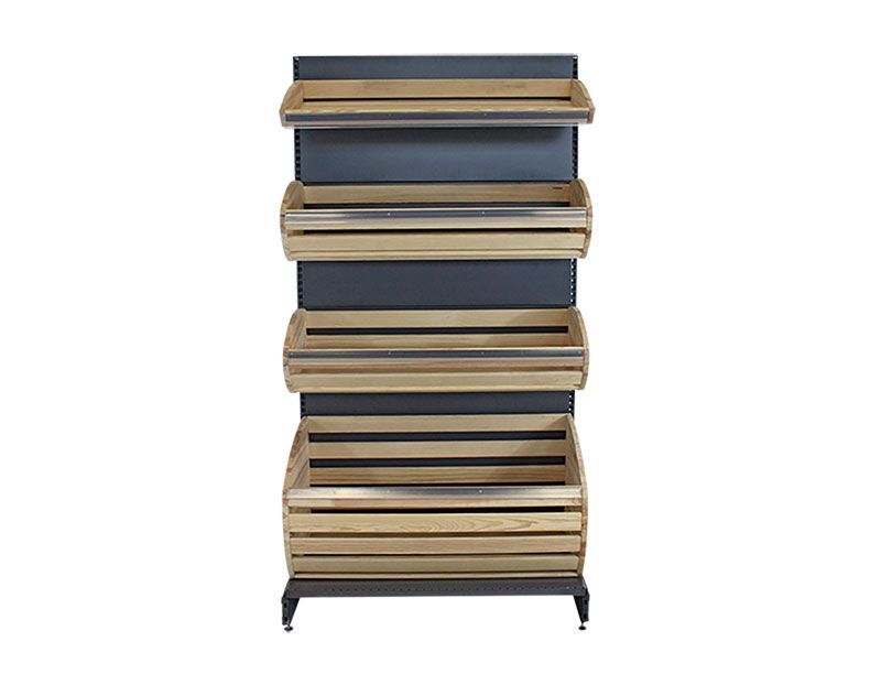 Brotregal mit Holzkörben