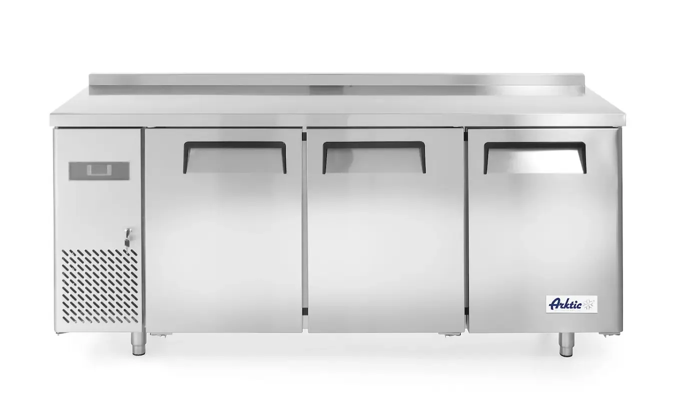 Arktic Kühltisch dreitürig 390 L – Edelstahl, Umluftkühlung, GN-kompatibel, 230V/270W