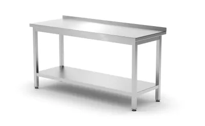 Wandtisch mit Spritzschutz und Bodenablage Wandtisch mit Spritzschutz und Bodenablage