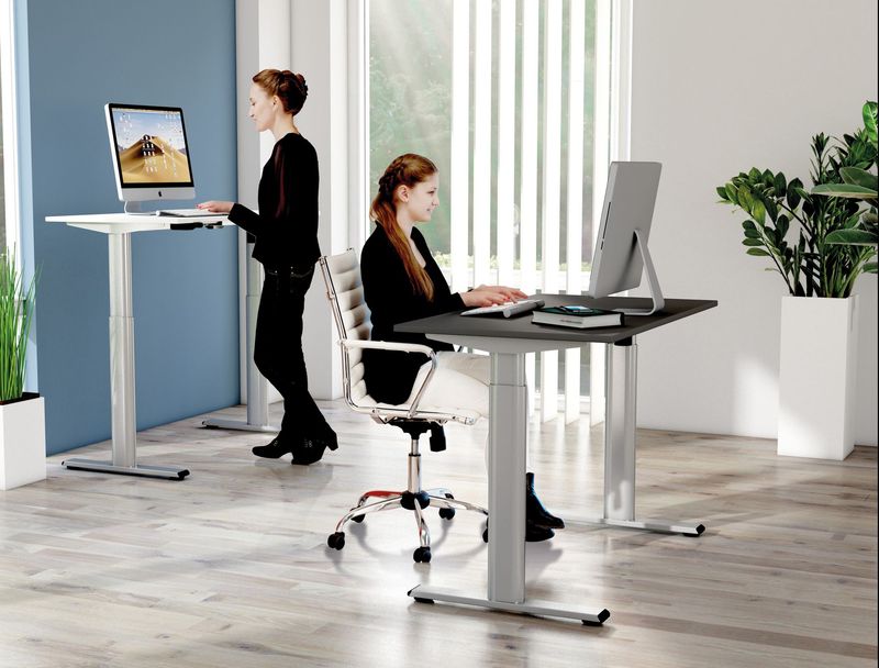 Move 1 Home | Elektrisch höhenverstellbarer Steh-Sitz-Tisch Move 1 Home | Elektrisch höhenverstellbarer Steh-Sitz-Tisch