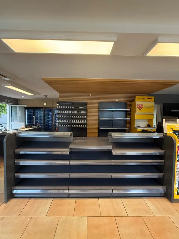 Kiosk Theke mit Arbeitsfläche und Stauraum