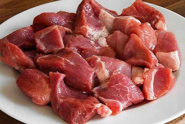 Schweine-
gulasch Schweine-
gulasch