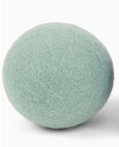 Filzball Hundespielzeug aus nachhaltiger Schurwolle mint