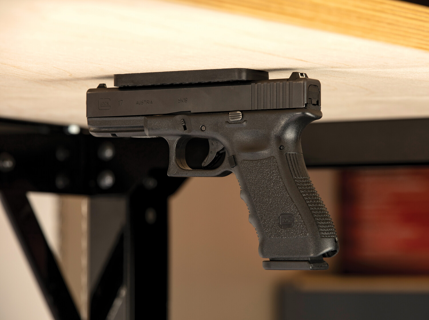 Hornady Magnetic, Snapsafe 75912      Magnetic Gun/acc Mount