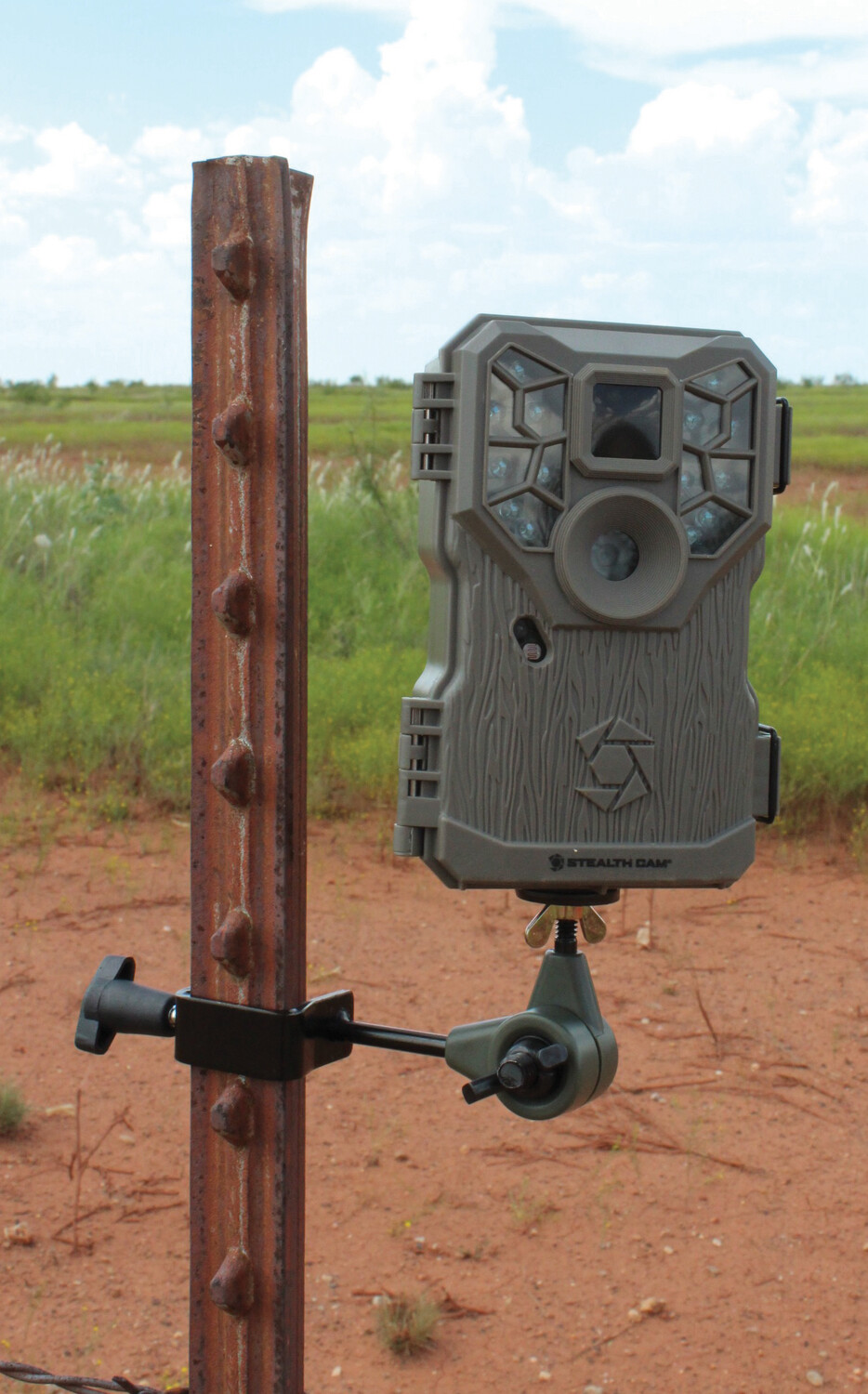 Hme Trail Camera Holder, Hme Tpch           Tpost Trail Cam Holder