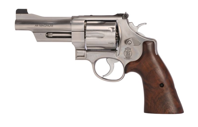 Smith and Wesson 629 Mountain Gun 44mag 4 Smith and Wesson 629 Mountain Gun 44mag 4" Ss