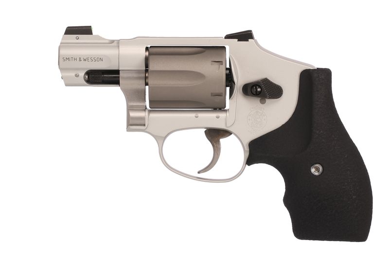 Smith and Wesson 632uc Ti 32h&r 1-7/8 Smith and Wesson 632uc Ti 32h&r 1-7/8" 6rd Ss
