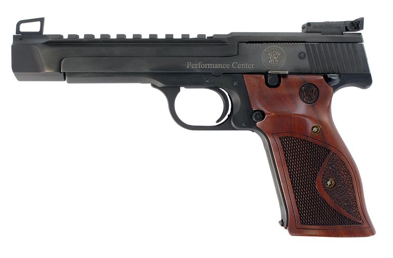 Smith and Wesson 41pc 22lr 10+1 Bl/wd 5.5 Smith and Wesson 41pc 22lr 10+1 Bl/wd 5.5" As