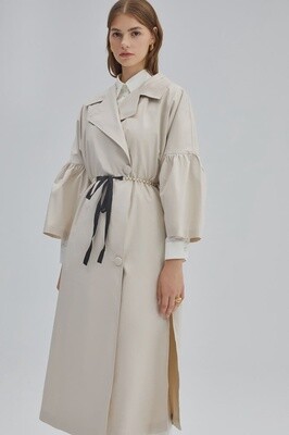 Trenchcoat with Pearl Belt