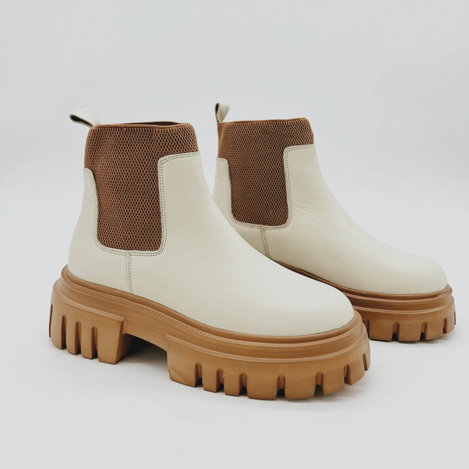 Agora Ankle Boot | Ivory Leather