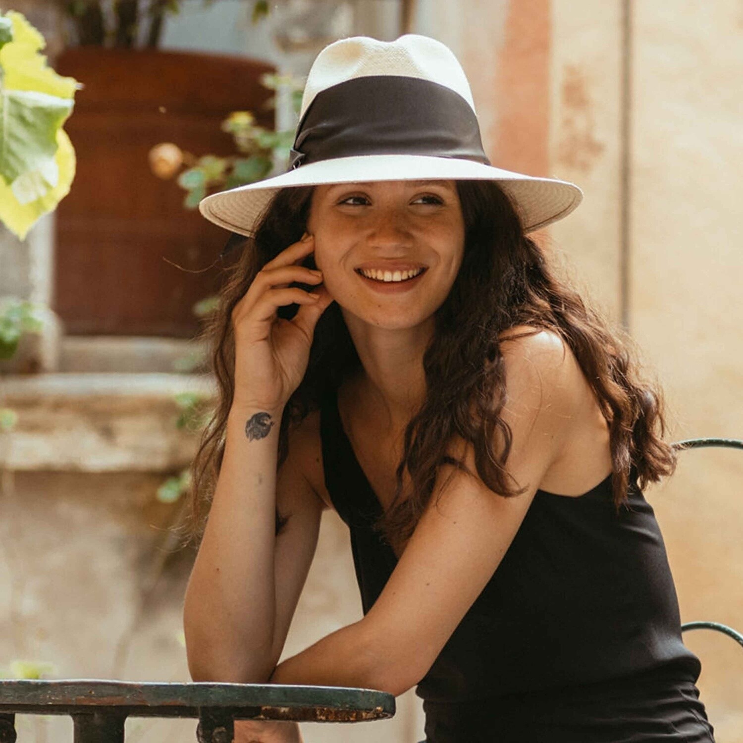 Gardenia Hat | Nat/Black