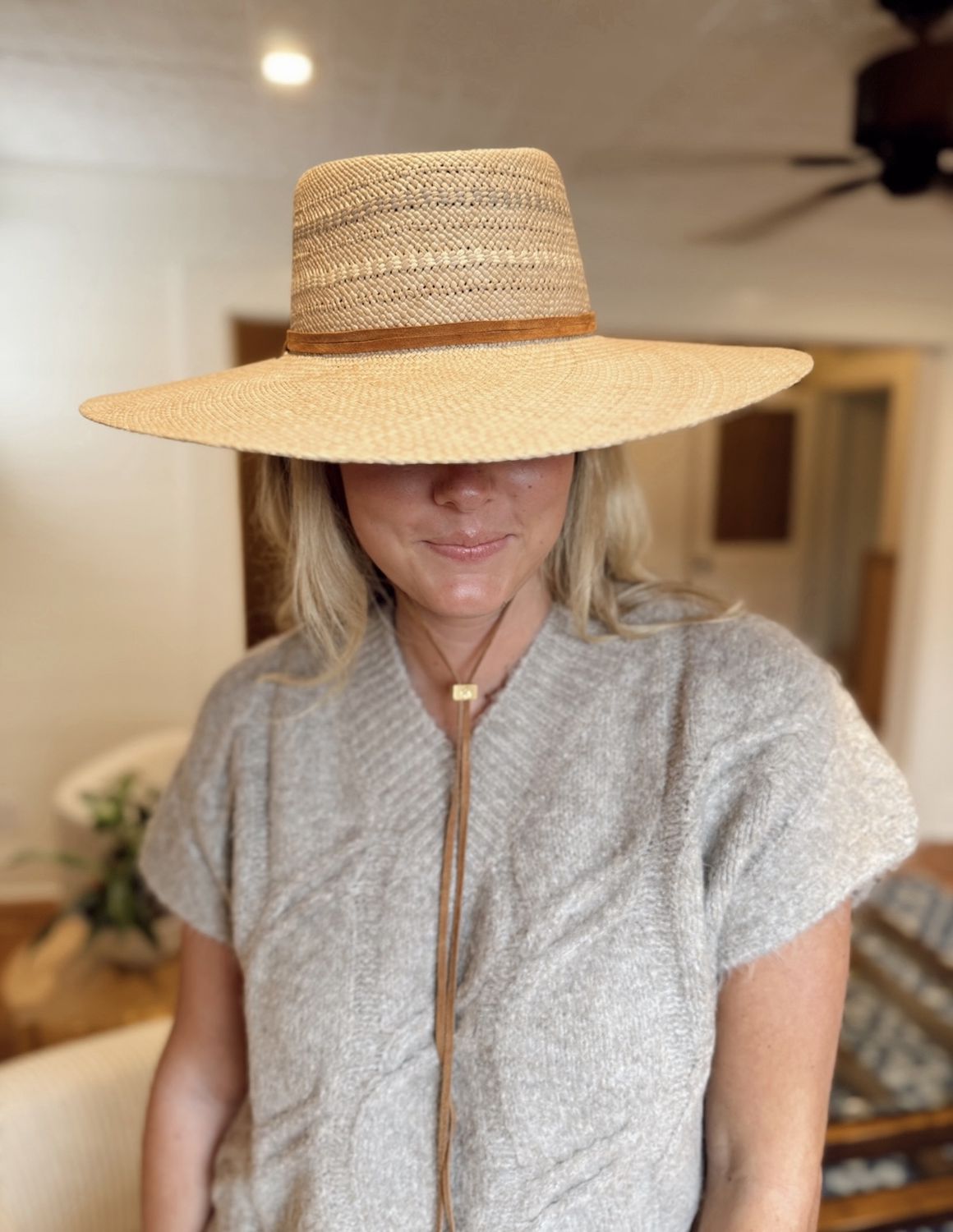 Lotus Hat Taupe Grey Resort, Size: S/M