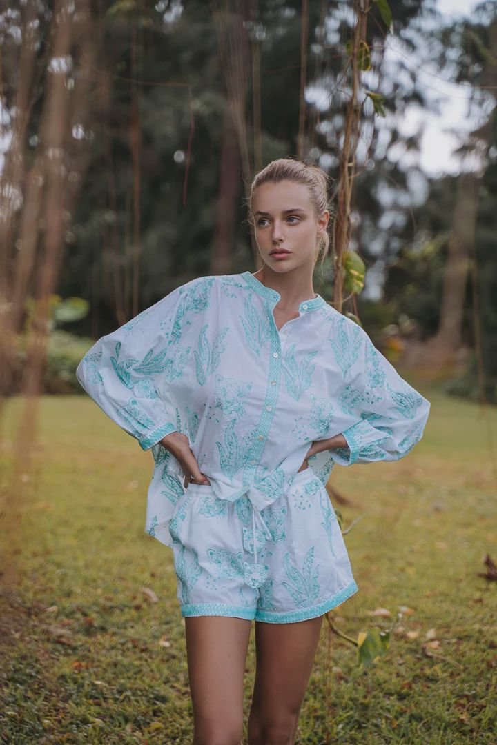 Detria Shorts, Size: Small