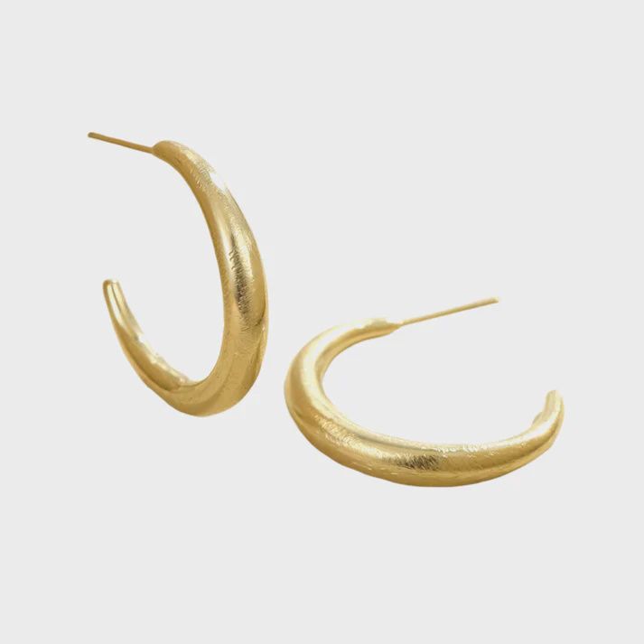 Matte Hoops Small, Color: Gold