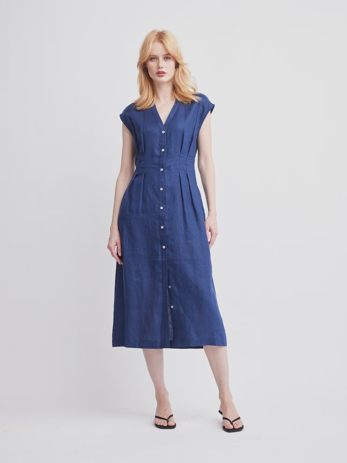 Jamila Button Front Midi Dress in Navy, Size: XS