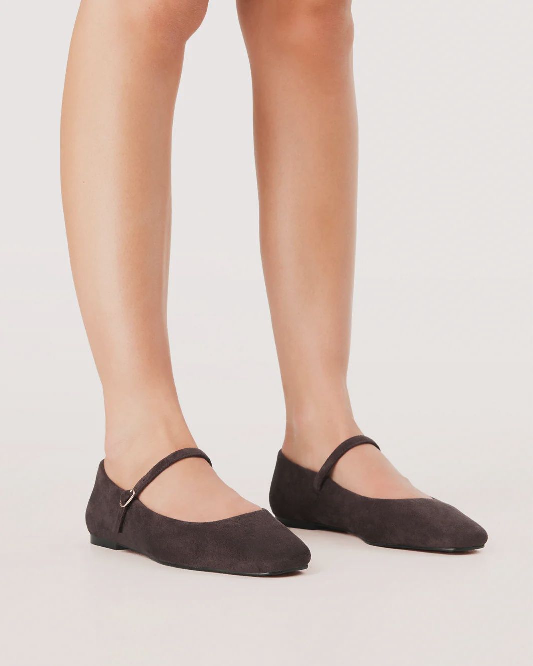 Fion Flat in Dark Chocolate Suede, Size: 6
