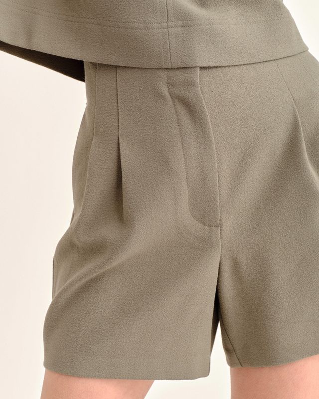 Frankie Short in Moss