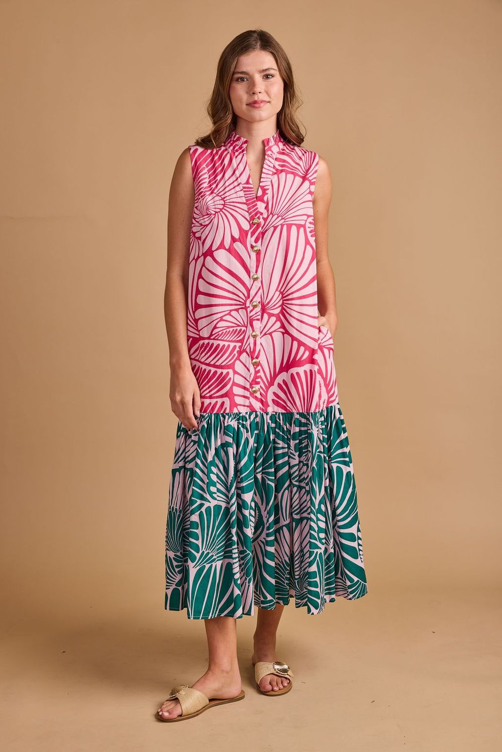 Hillary Dress in Flamingo Shell, Size: Medium