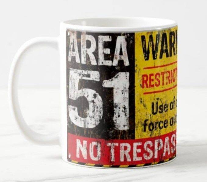 Area 51 vintage style  - Ceramic Mug