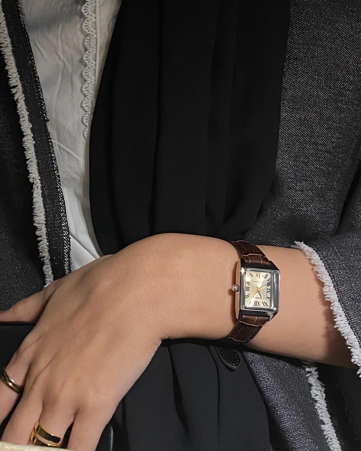 CASIO Classic leather watch