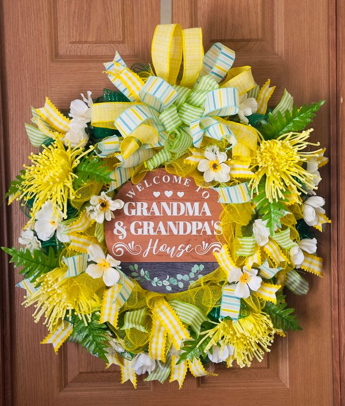 WELCOME TO GRANDMA &amp; GRANDPA HOUSE WREATH