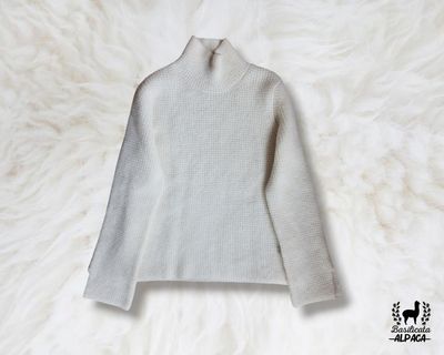 Maglione morbido collo alto donna