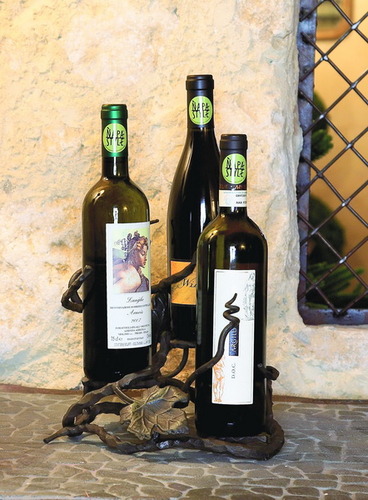 Vineyard 3 Tier Wine Holder