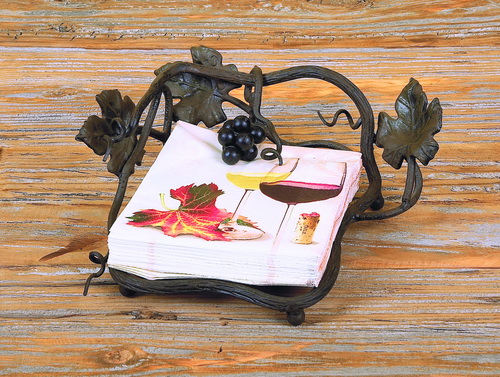 Vineyard Outdoor Luncheon Napkin Holder