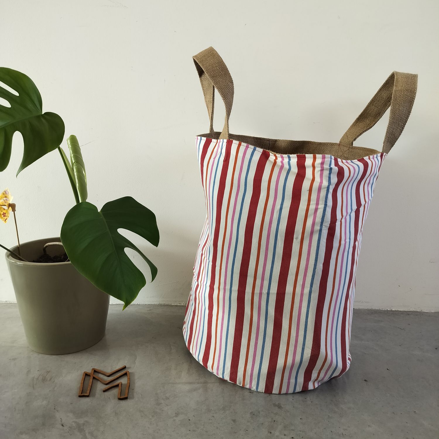 XL opbergmand uit recuptextiel - happy stripes