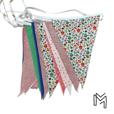 Vlaggetjes uit recuptextiel - Charming forest