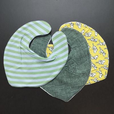 Bavoirs XL de tissus upcyclés (set de 3)