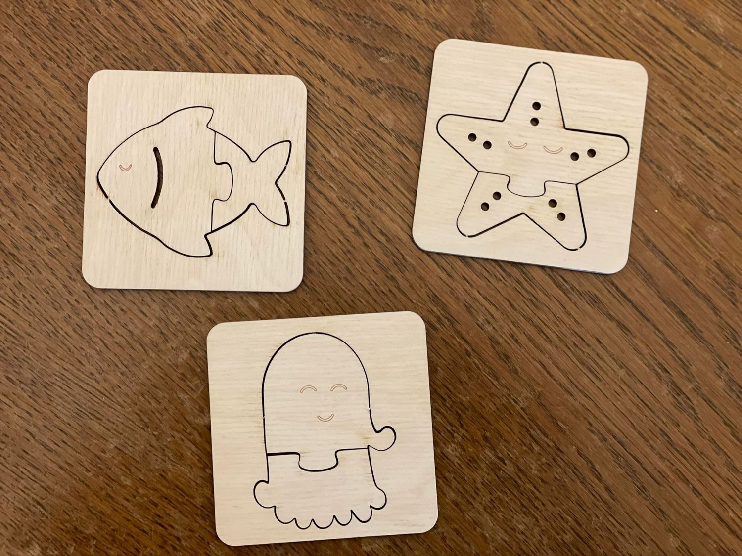 Puzzle en bois animaux marins en bois de récupération