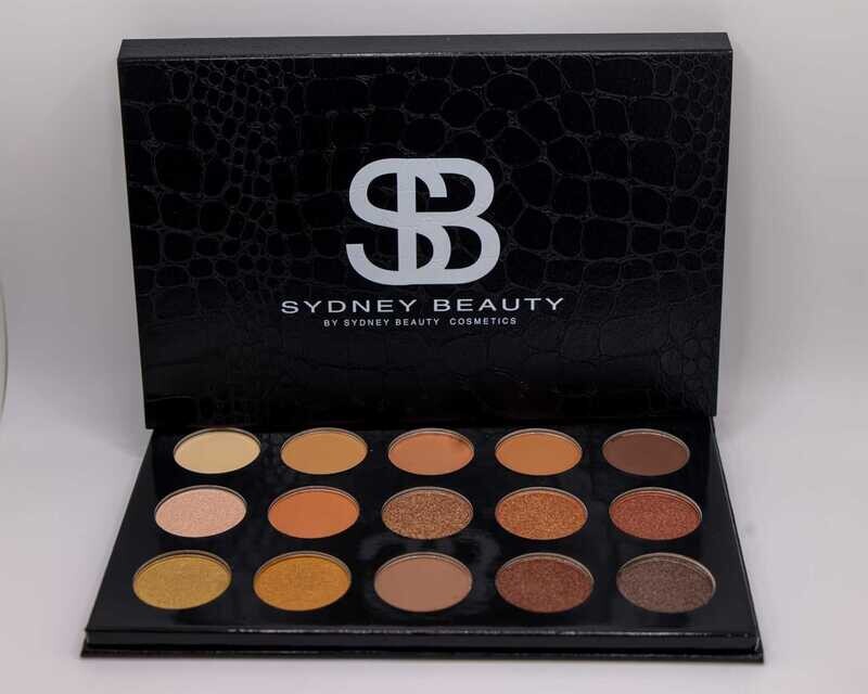 Sydney Beauty Crocodile Skin Palette Eyeshadow Nude and Smoky Eye