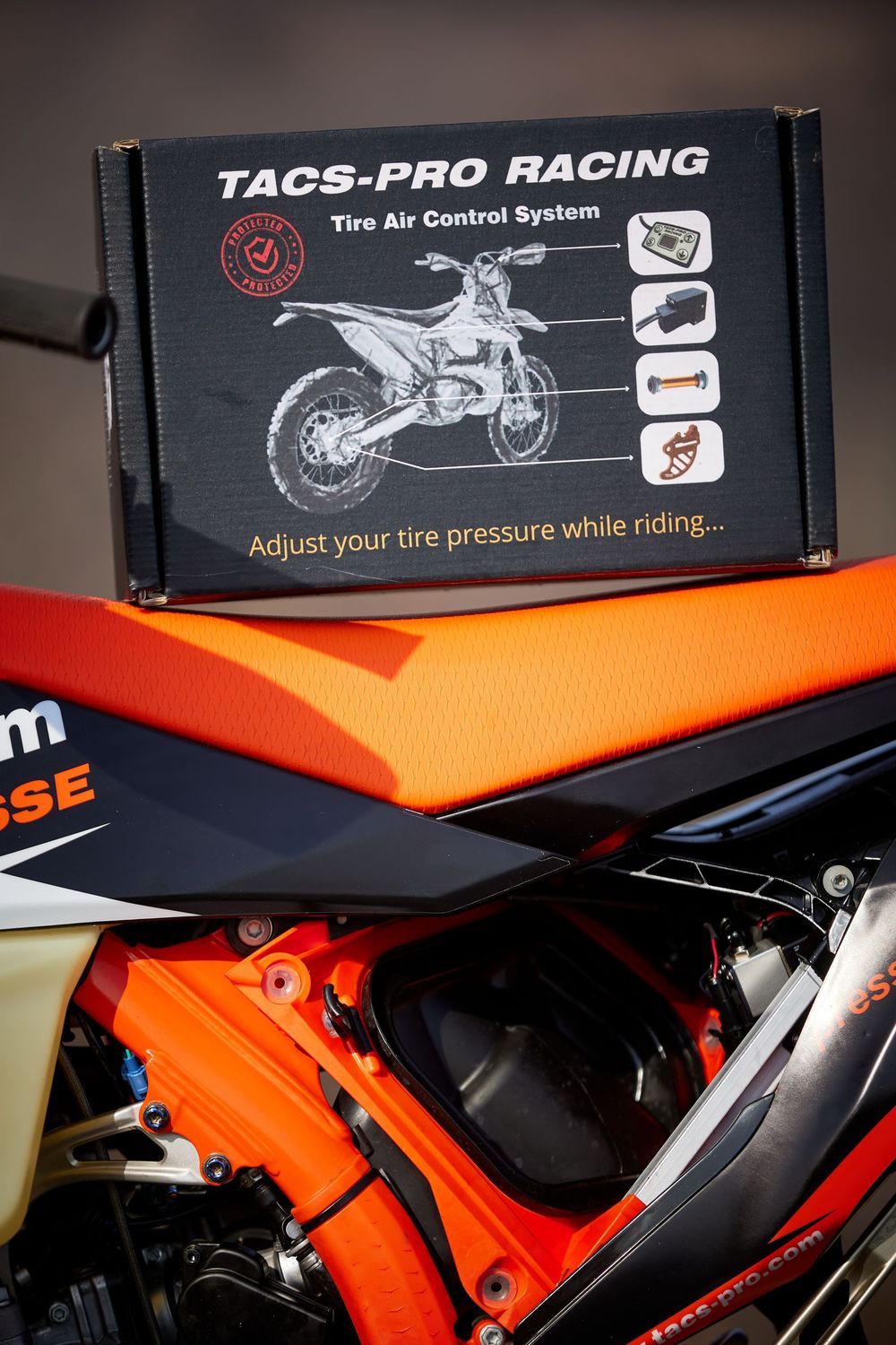 TACS-PRO RACING - Tire Air Control System – suitable for KTM 4T 2024- TACS-PRO RACING - Tire Air Control System – suitable for KTM 4T 2024-
