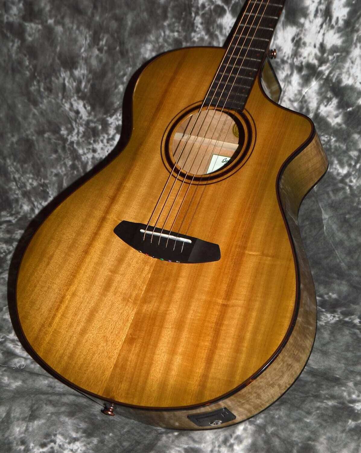 2022 Breedlove - Pursuit Exotic S Concert CE - Sweetgrass