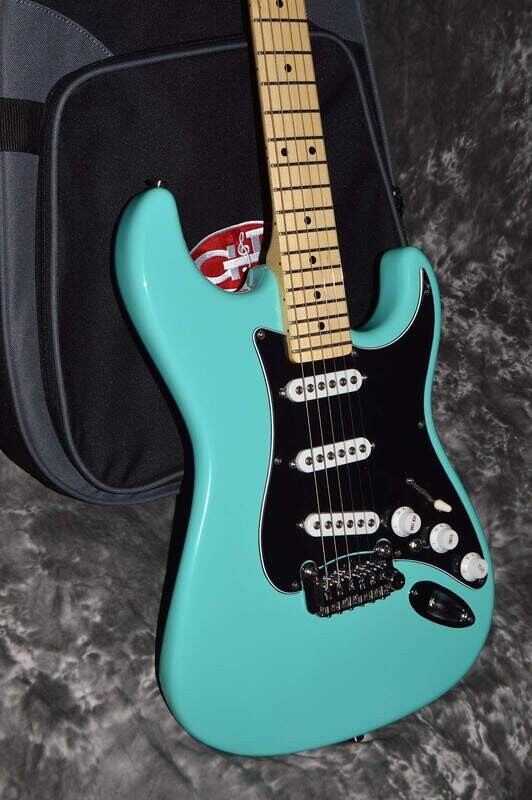 2022 G&L USA - Fullerton Deluxe S-500 - Turquoise