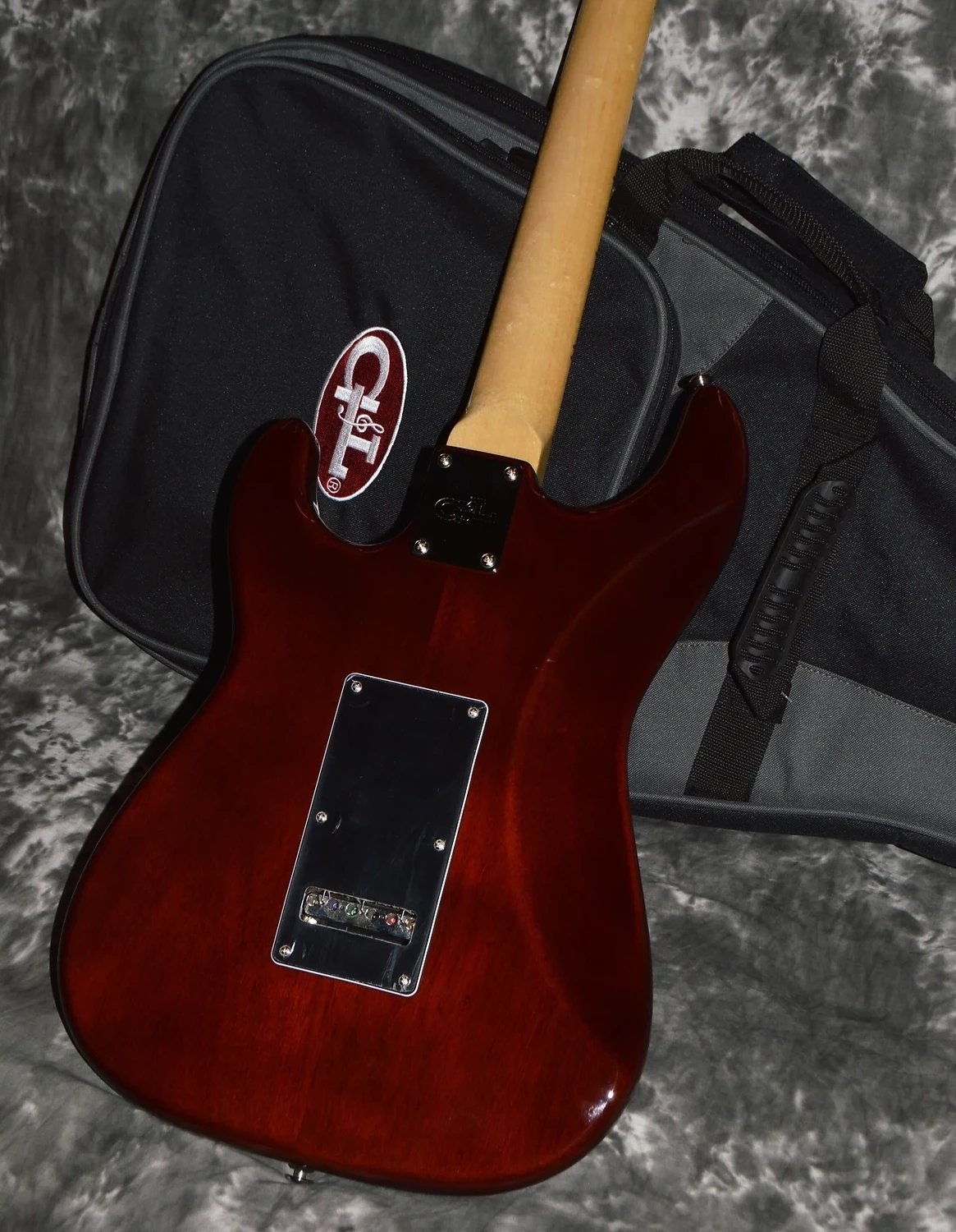 2022 G&L USA - CLF Research S-500 Limited - Mocha