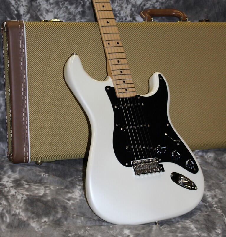 2015 Fender - Custom Shop 57 Strat NOS - Pearl White