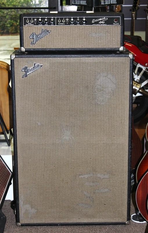 1967 Fender - Bassman head w/ 2 x 12 Cab