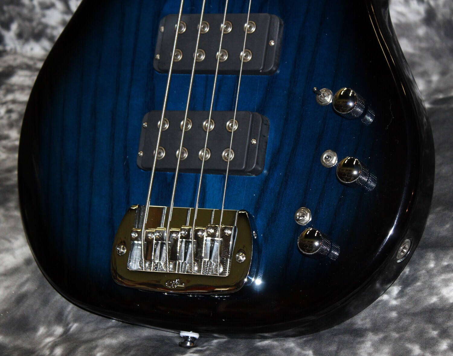 G&L Tribute L-2000 Bass Guitar - Blueburst | Sweetwater