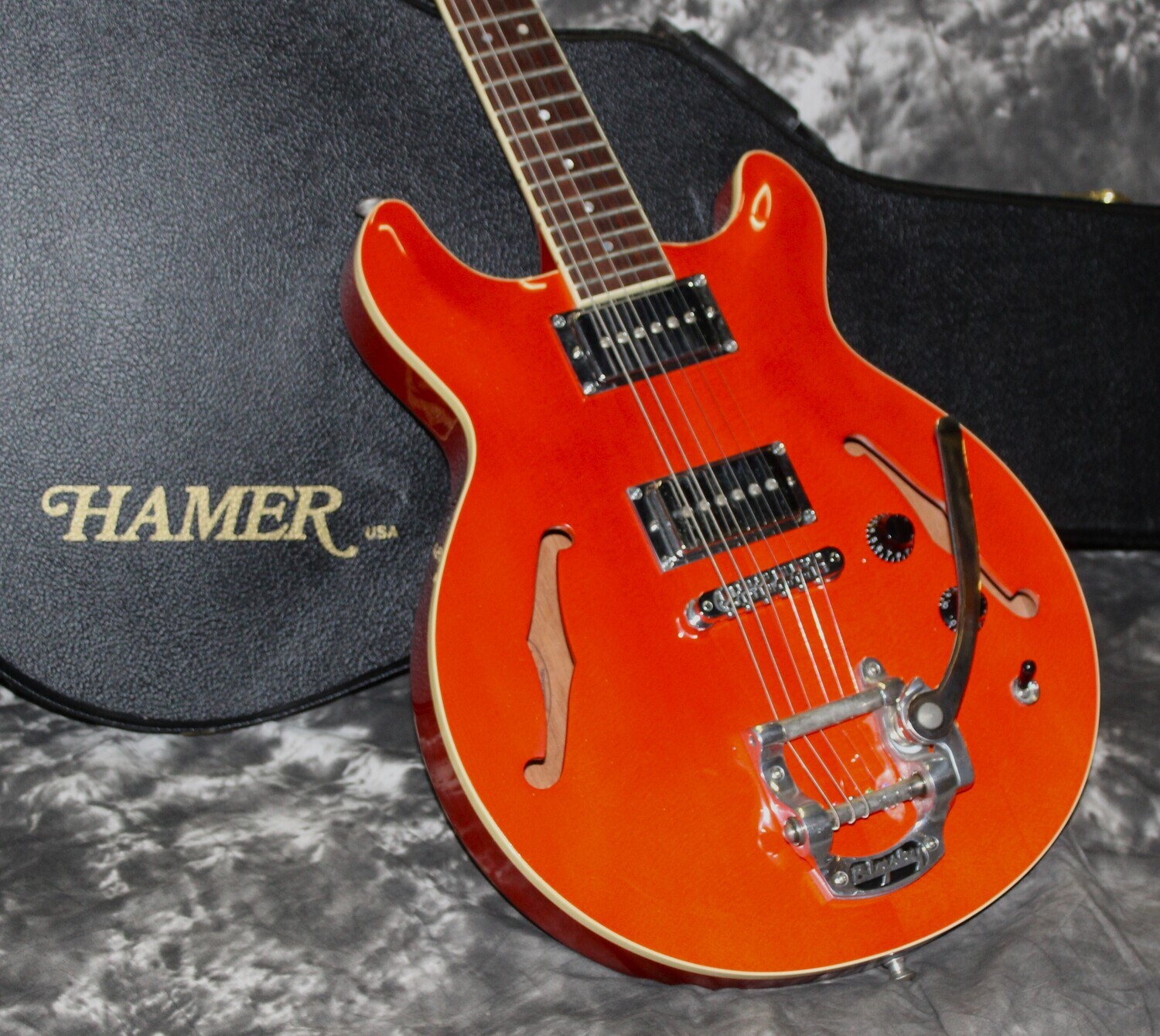 2000 Hamer - Newport Solid Spruce Top - Orange Sparkle